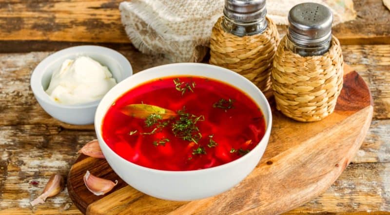 Борщ без мяса - обед, который предпочитала царская семья. 4 Борщ без мяса - обед, который предпочитала царская семья.