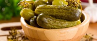 Маринованные огурчики: баночка свежести и замечательного настроения. 24