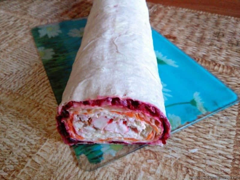 Рулет из лаваша - изумительно вкусный и простой в приготовлении 5 Рулет из лаваша - изумительно вкусный и простой в приготовлении