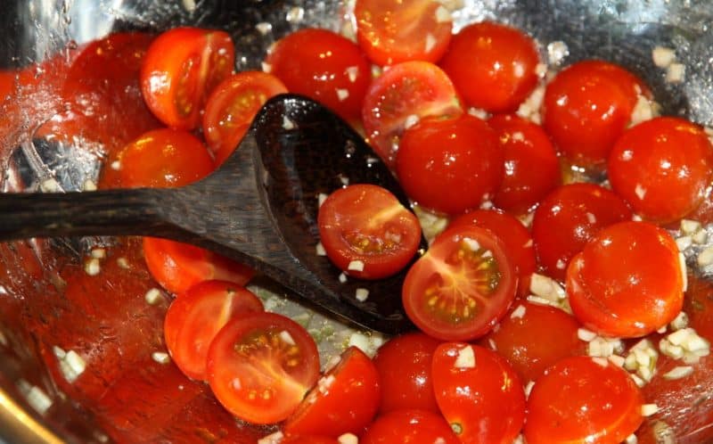 Быстрые маринованные помидоры черри: очень вкусно и легко! 7 Быстрые маринованные помидоры черри: очень вкусно и легко!