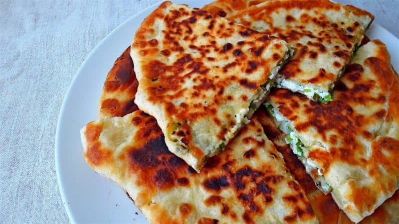 Сырные лепешки на кефире: готовить просто, кушать - одно удовольствие 6 Сырные лепешки на кефире