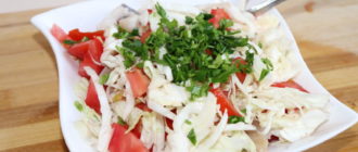 Салат из свежей капусты и рыбы: очень вкусный 3