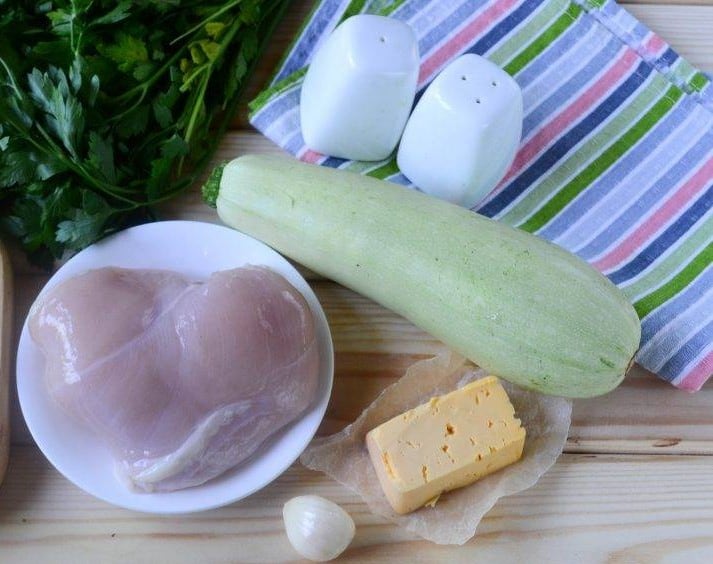Жареные кабачки с куриной грудкой: вкусное горячее блюдо к обеду или ужину 5 Жареные кабачки с куриной грудкой: вкусное горячее блюдо к обеду или ужину