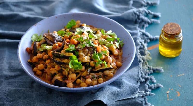 Баклажаны с нутом: пряный гарнир – быстро и вкусно 5 Баклажаны с нутом: пряный гарнир – быстро и вкусно