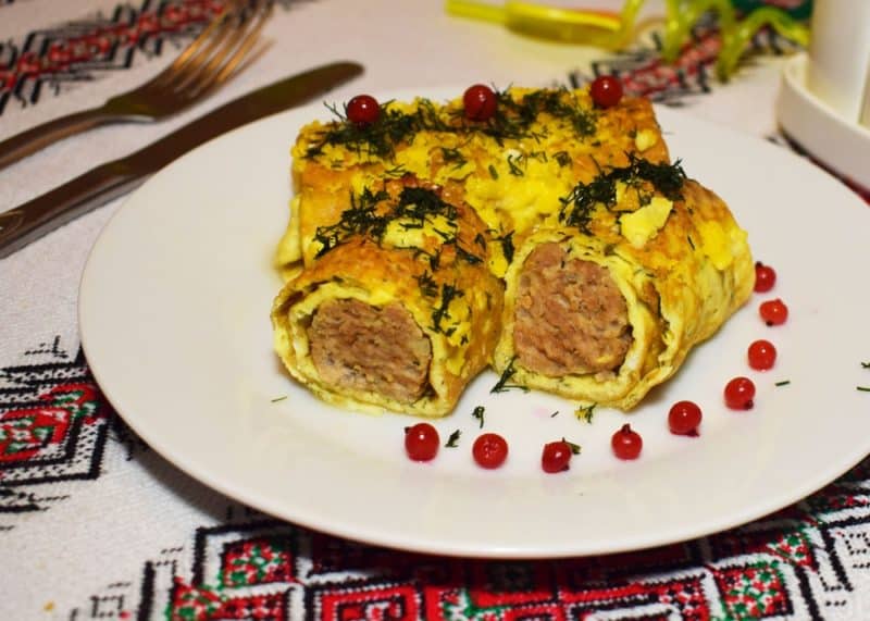 Рулетики с мясом в духовке: вкусный завтрак для семьи 7 Рулетики с мясом в духовке