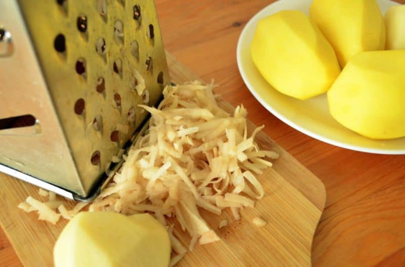 Картофельная запеканка с мясом: <Харя> такую готовили еще наши бабушки 10 Картофельная запеканка с мясом