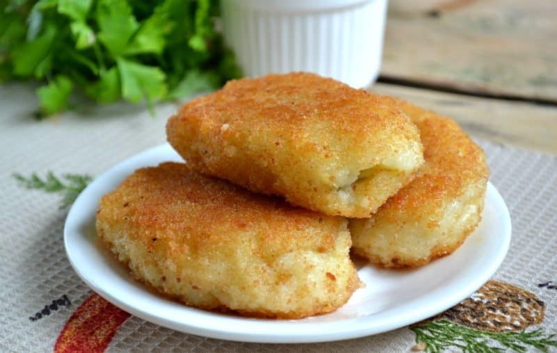 Картофельные котлеты: Сытный ужин за 15 минут – простые и вкусные 7 Картофельные котлеты: Сытный ужин за 15 минут – простые и вкусные