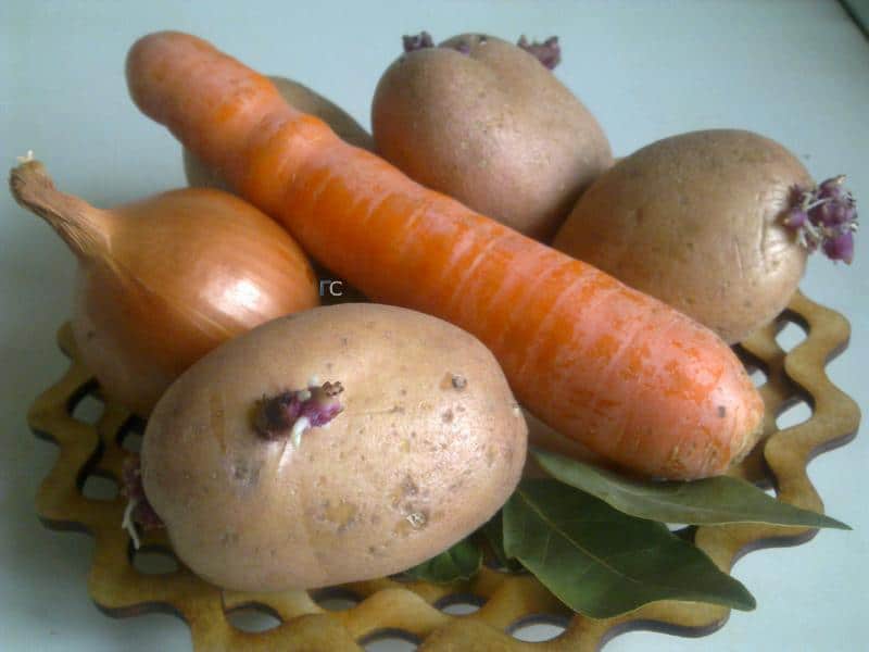 Тушеная курица с картофелем и овощами: вкуснейший ужин для всей семьи 9 Тушеная курица с картофелем и овощами
