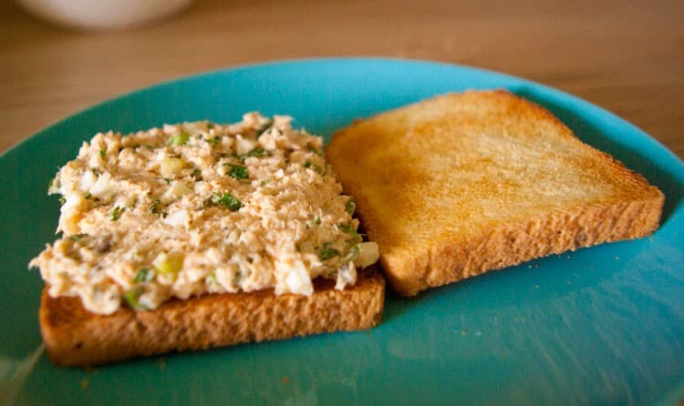 Сэндвичи с тунцом: очень вкусный завтрак или перекус за 5 минут в школу и на работу 10 Сэндвичи с тунцом: очень вкусный завтрак или перекус за 5 минут в школу и на работу