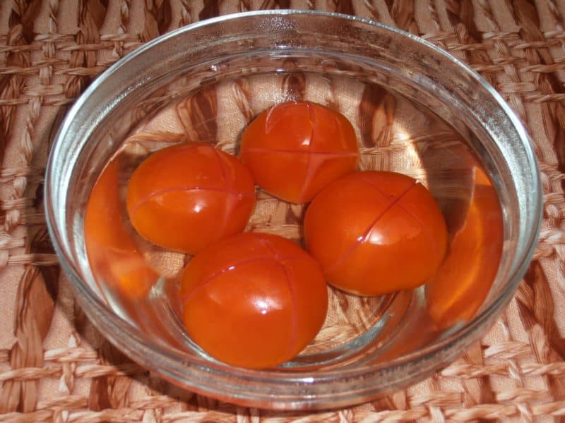 Фаршированные сладкие перцы в соусе: очень вкусный и оригинальный рецепт 9 Фаршированные сладкие перцы в соусе: очень вкусный и оригинальный рецепт