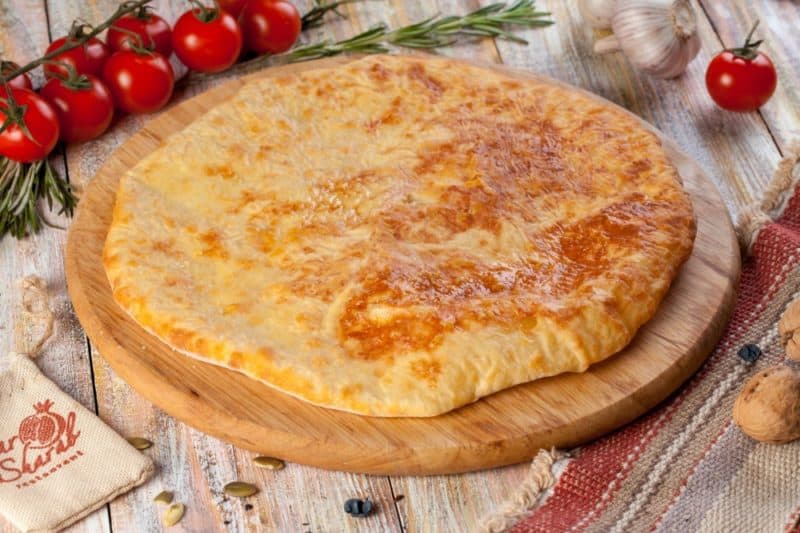 Осетинские пироги: сытная кавказская выпечка с картошкой и сыром 7 Осетинские пироги