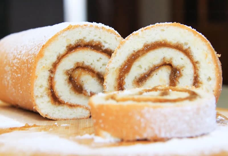 Бисквитный рулет с повидлом: простой и вкусный рулет с яблочным повидлом 5 Бисквитный рулет с повидлом: простой и вкусный рулет с яблочным повидлом