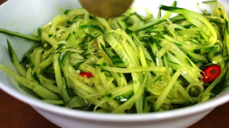 Салат из зелёной редьки