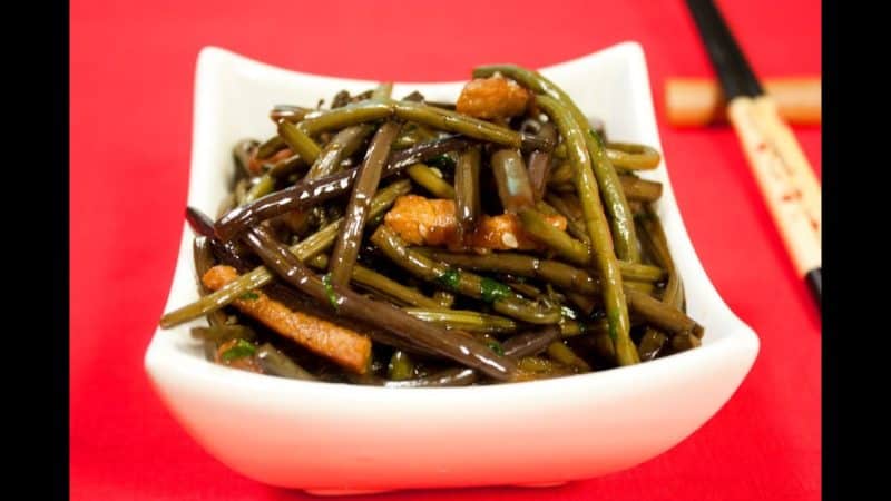 Салат из папоротника: вкусный деликатес из дикорастущего растения 11 Салат из папоротника
