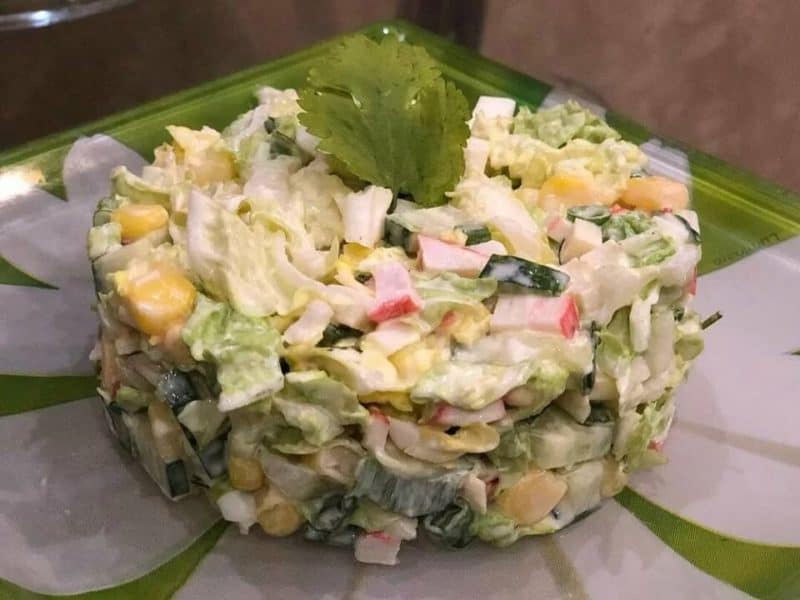Крабовый салат с пекинской капустой: быстрый салатик из доступных продуктов 6 Крабовый салат с пекинской капустой: быстрый салатик из доступных продуктов