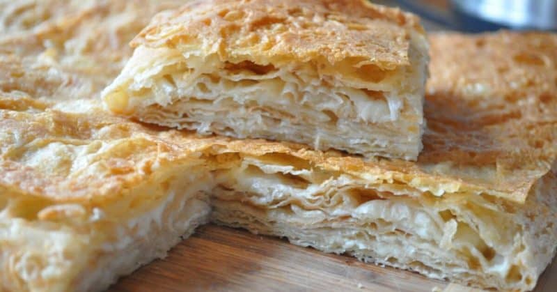 Пирог из слоеного теста с сыром: вкусный закусочный пирог 5 Пирог из слоеного теста с сыром