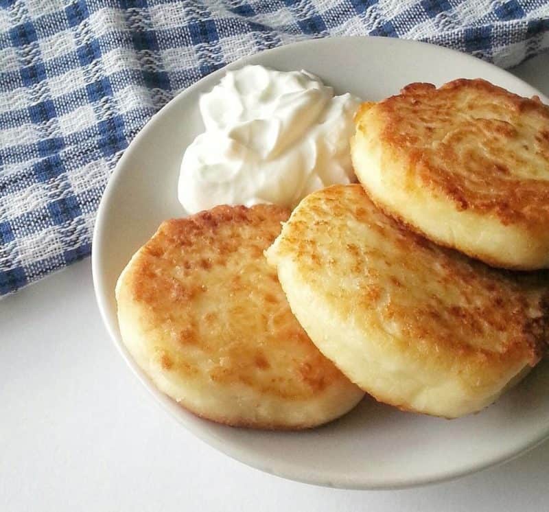 Сырники с манкой: нежные сырники с хрустящей корочкой 7 Сырники с манкой