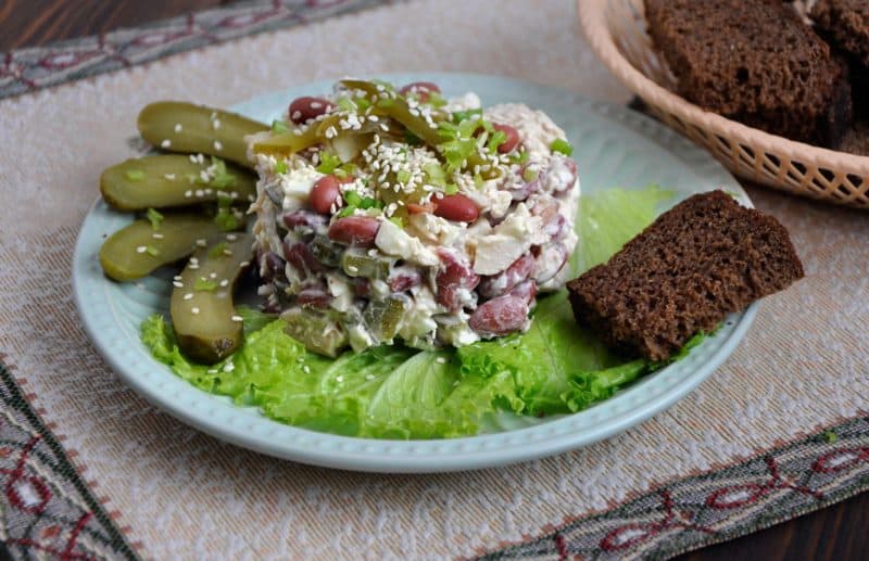 Салат с фасолью и курицей: аппетитный сытный салатик для будней и праздников 6 Салат с фасолью и курицей