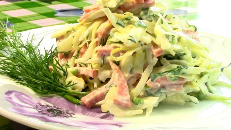 Салат из пекинской капусты с огурцом: несложный в приготовлении салат с гармоничным вкусом 6 Салат из пекинской капусты с огурцом