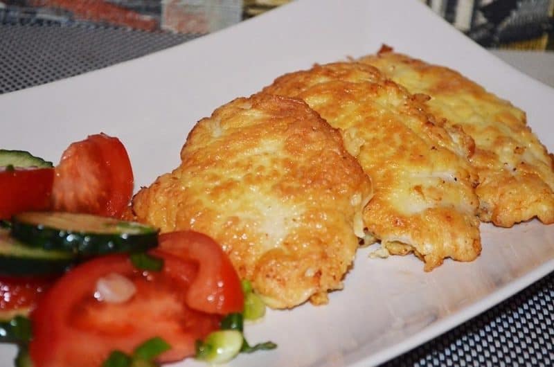 Отбивные из куриных грудок в кляре