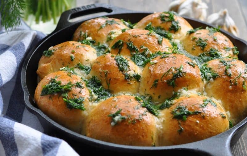 Пампушки с чесноком