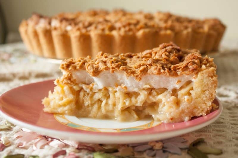 Песочный пирог с яблоками