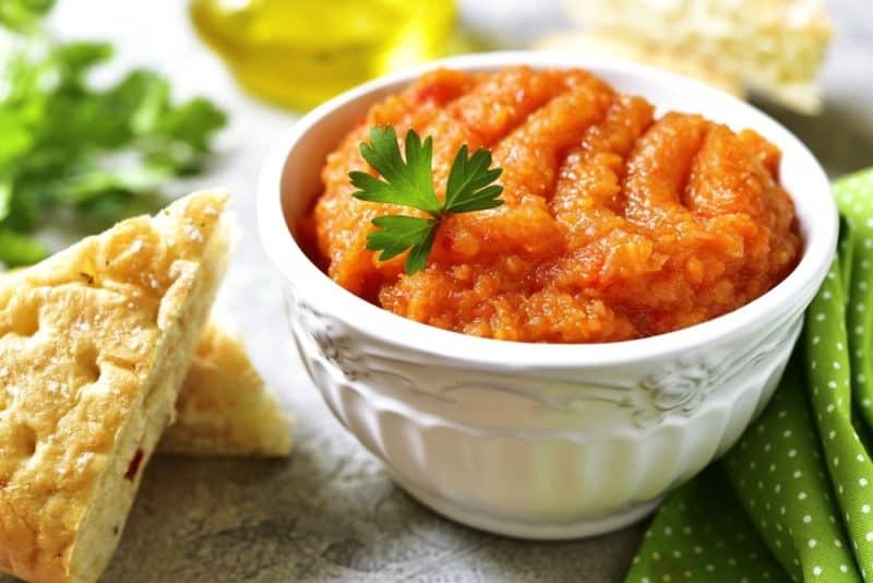 Томатная икра: насыщенное, яркое, богатое на вкус блюдо 5 Томатная икра
