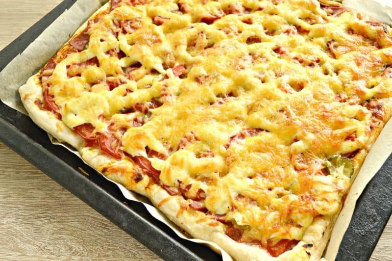 Домашняя пицца с колбасой: вкусная домашняя пицца с тонким воздушным тестом 5 Домашняя пицца с колбасой