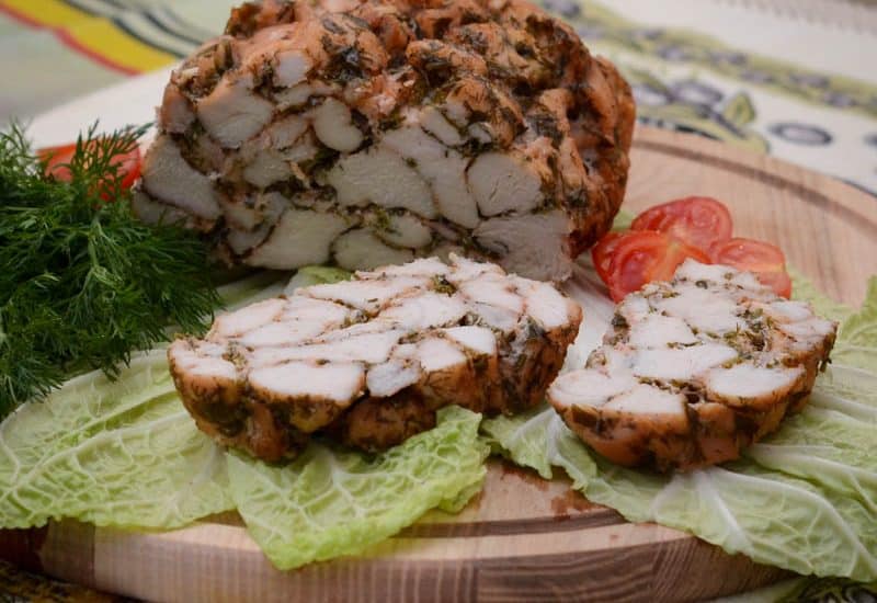 Куриный рулет с желатином: вкусная закуска из курицы 6 Куриный рулет с желатином