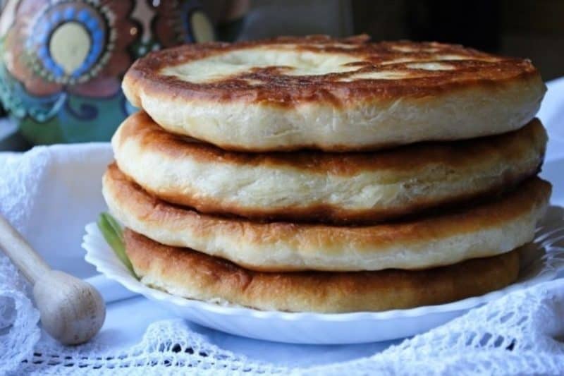 Лепёшки на дрожжах: вкусные и ароматные лепешки как в детстве у бабушки 7 Лепёшки на дрожжах