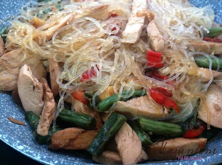 Рисовая лапша с курицей: вкусная рисовая лапша с куриным филе и овощами 5 Рисовая лапша с курицей