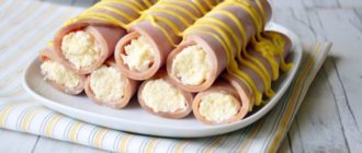 Рулетики с сыром и чесноком: лёгкая сырная закуска подойдёт на все случаи жизни 10