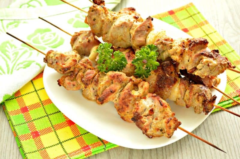 Шашлык из свинины на шпажках: сочный и ароматный шашлык в домашних условиях 7 Шашлык из свинины на шпажках