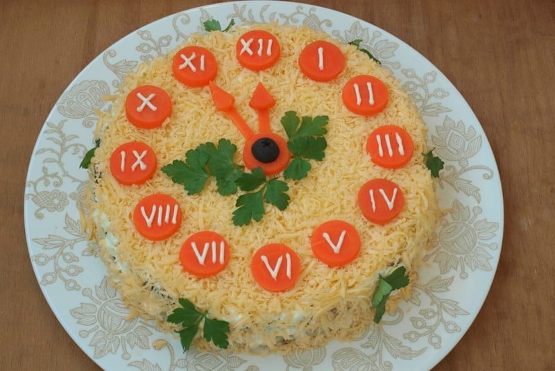 Салат Часы