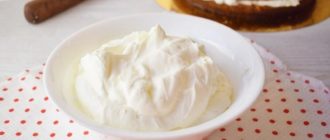 Густой сметанный крем: потрясающе нежный и вкусный крем и стоит копейки 9