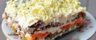 Слоеный салат с печенью и маринованными огурцами. Необычное сочетание ингредиентов дарит пикантность этому салату 5