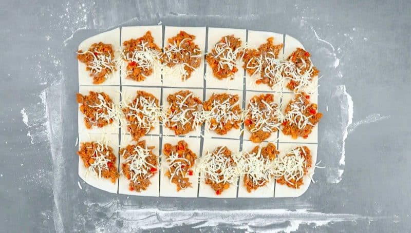 Домашний хлеб с мясной начинкой. Отличное угощение, которое будет радовать Вас каждый день 4 Домашний хлеб с мясной начинкой. Отличное угощение, которое будет радовать Вас каждый день