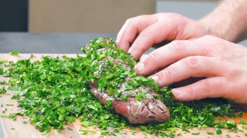 Домашняя пицца с мясным бортиком. Оригинальная закуска для всей семьи
