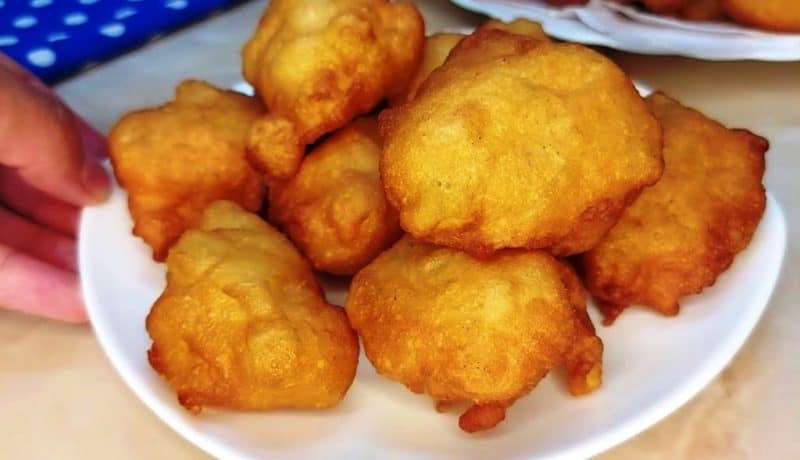 Яблочные пирожки-пончки. Кладу яблоки в кипящее масло и получаю ароматное объедение 4 Яблочные пирожки-пончки