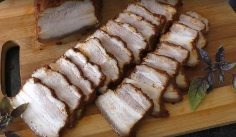 Вкуснейшая грудинка с копчёной паприкой. Готовится за считанные минуты 5 Вкуснейшая грудинка с копчёной паприкой. Готовится за считанные минуты