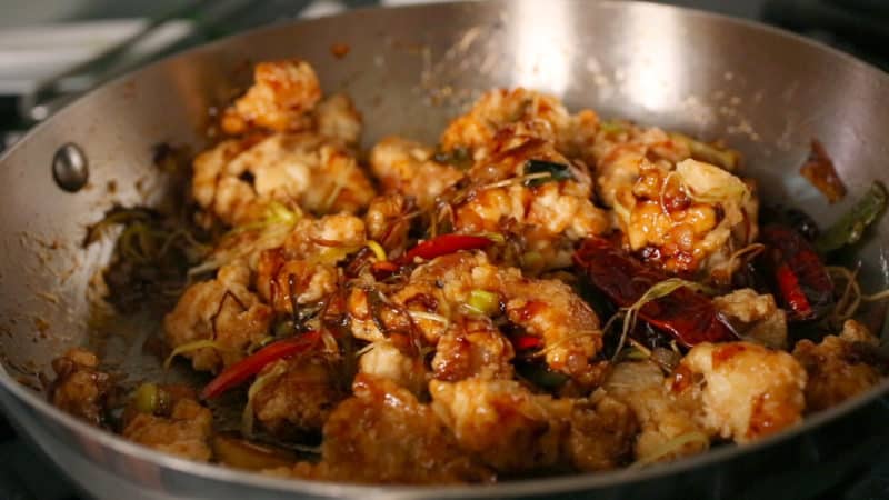 Курочка на сковороде по-корейски. Аппетитная курочка в нежном соусе за 35 минут
