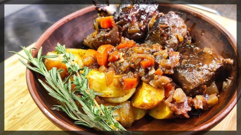 Мясо с овощами без жарки. Взял сезонные овощи и куски мяса и всё отправил в духовку 4 Мясо с овощами без жарки