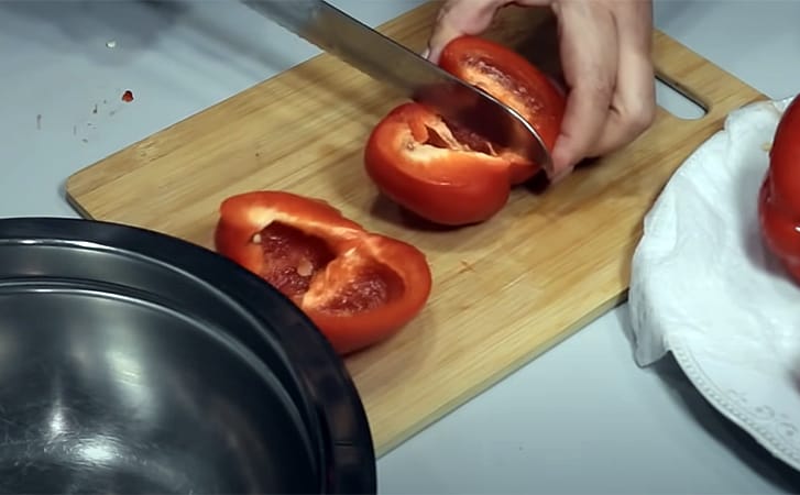 Традиционная болгарская закуска. Она съедается быстрее мяса 7 Традиционная болгарская закуска. Она съедается быстрее мяса
