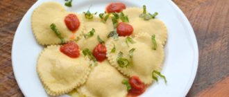 Равиоли-сердечки с изысканной начинкой. Рецепт итальянского блюда 3