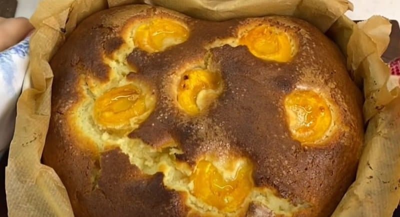 Пирог с абрикосами на кефире. Этот рецепт дала мне цыганка Галина 5 Пирог с абрикосами на кефире. Этот рецепт дала мне цыганка Галина