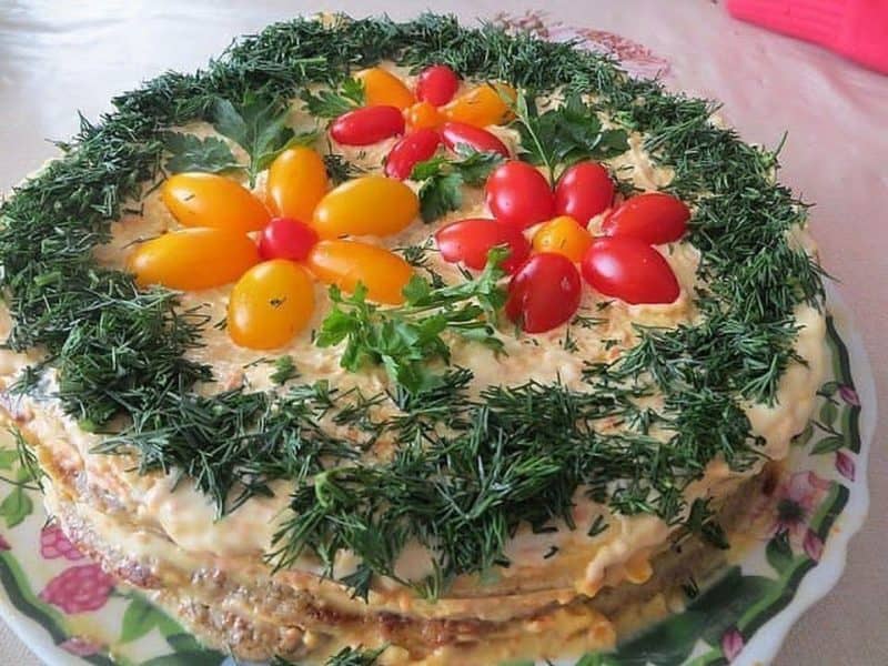 Салат Помидорная полянка. Очень вкусный и сытный салат