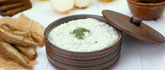 Соус тартар на сметане. Отличное дополнение к мясу, овощам и салатам 11
