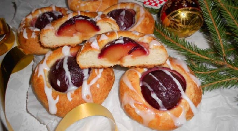 Булочки со сливами. Пышные, ароматные, мягкие и присыпанные крошкой 5 Булочки со сливами. Пышные, ароматные, мягкие и присыпанные крошкой