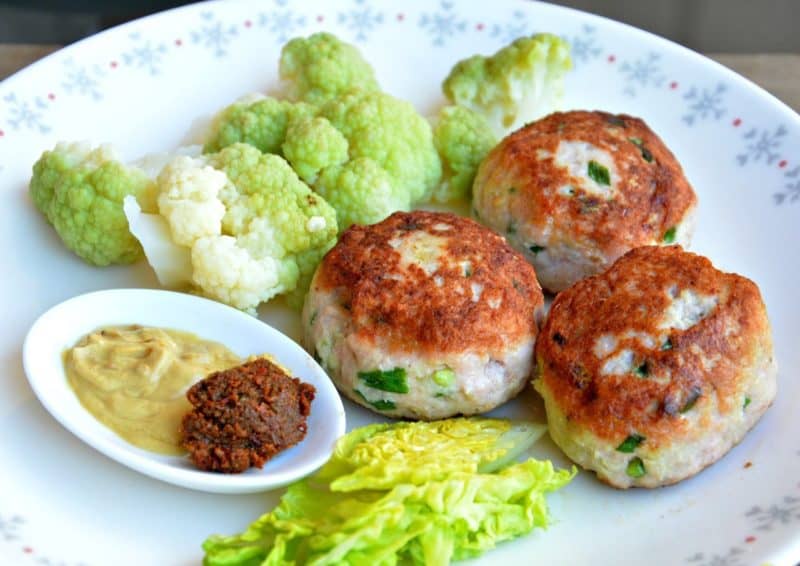 Куриные котлеты в духовке. Вкусные котлетки к картофелю или гречке 5 Куриные котлеты в духовке. Вкусные котлетки к картофелю или гречке
