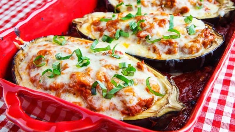 Сочная курица в баклажанах. Вкусное и питательное блюдо 5 Сочная курица в баклажанах. Вкусное и питательное блюдо